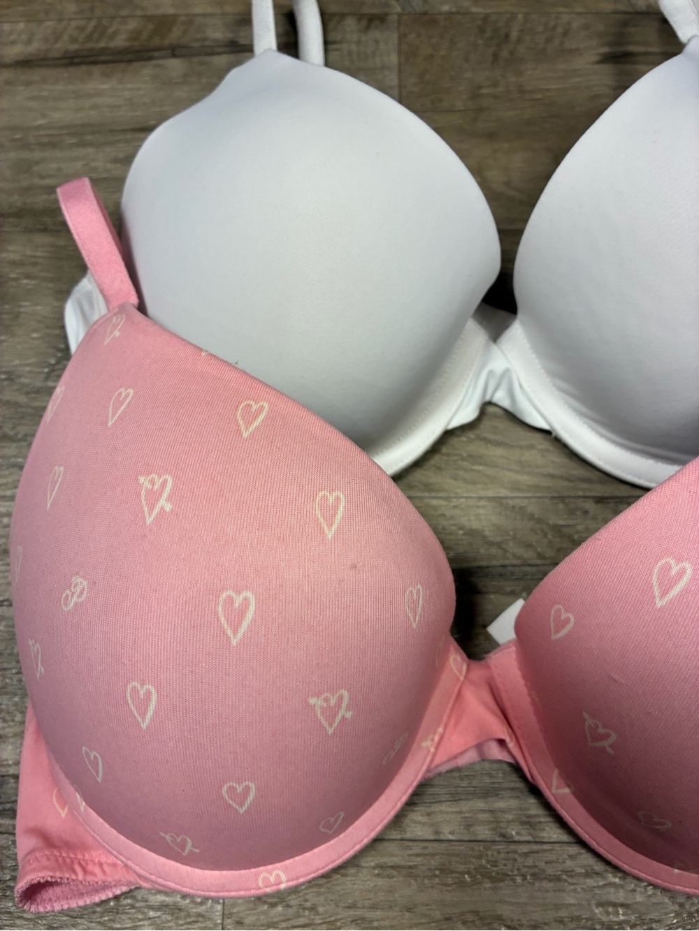 Victoria Secret PINK 2 Underwired Bras Lined Push Up Wear Everywhere - Picture 3 of 11